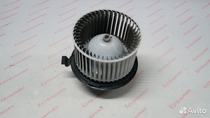 Nissan 27226-EE91B Мотор отопителя салона