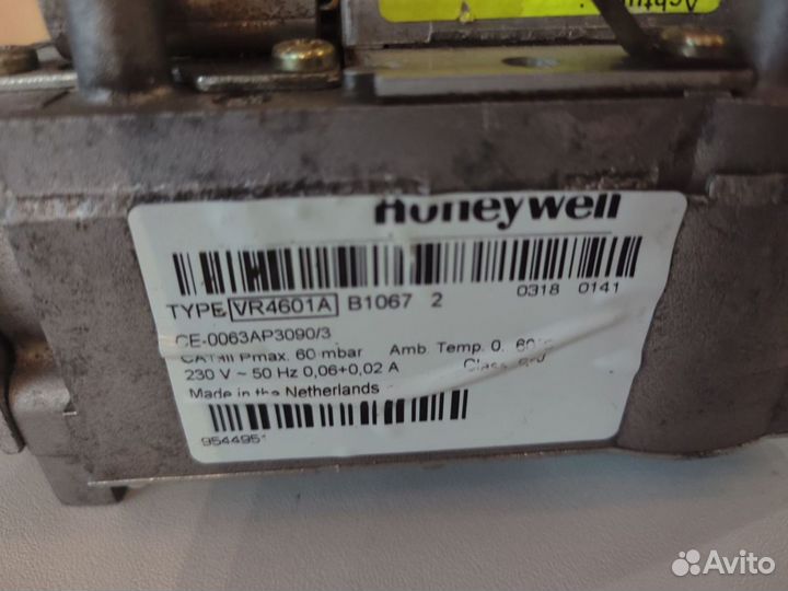 Газовый клапан Honeywell VR4601A (B1067) 2