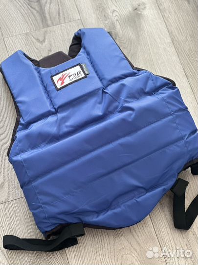 Жилет защитный киокушинкай