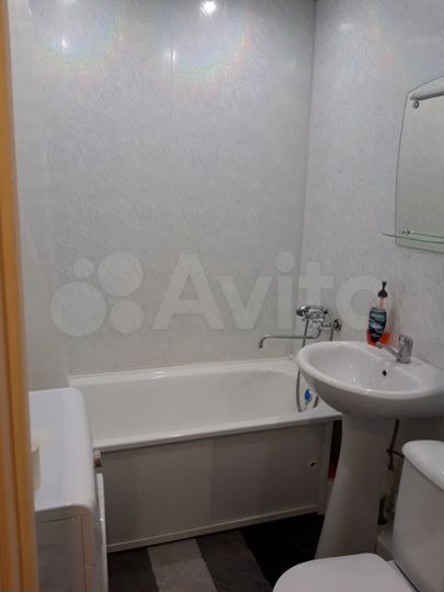 1-к. квартира, 30 м², 4/4 эт.