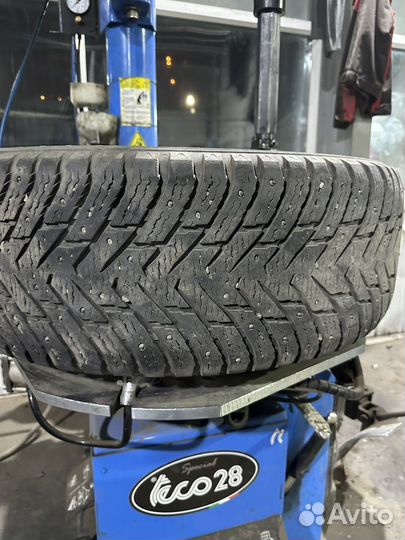 Nokian Tyres Hakkapeliitta 8 265/65 R17