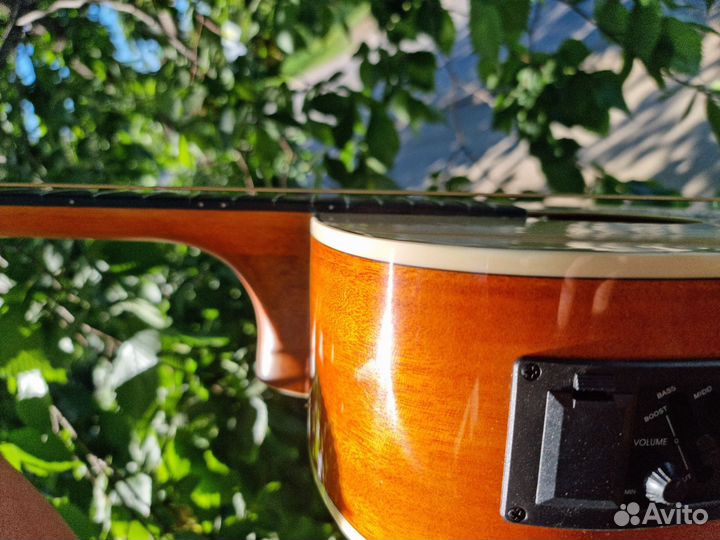 Лучшая гитара для начинающего Yamaha