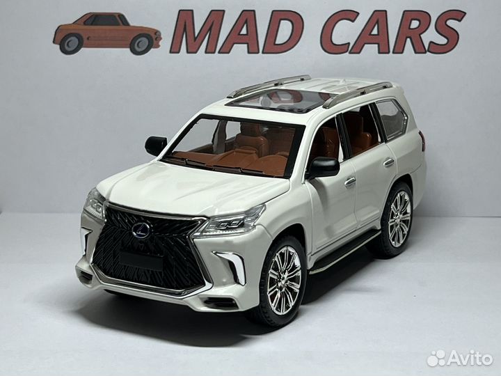 Lexus LX570 1:24