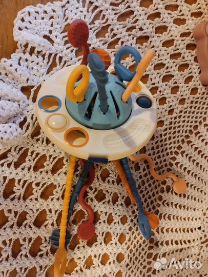 Развивающие игрушки для малышей