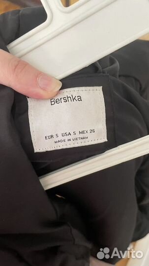 Пуховик женский bershka