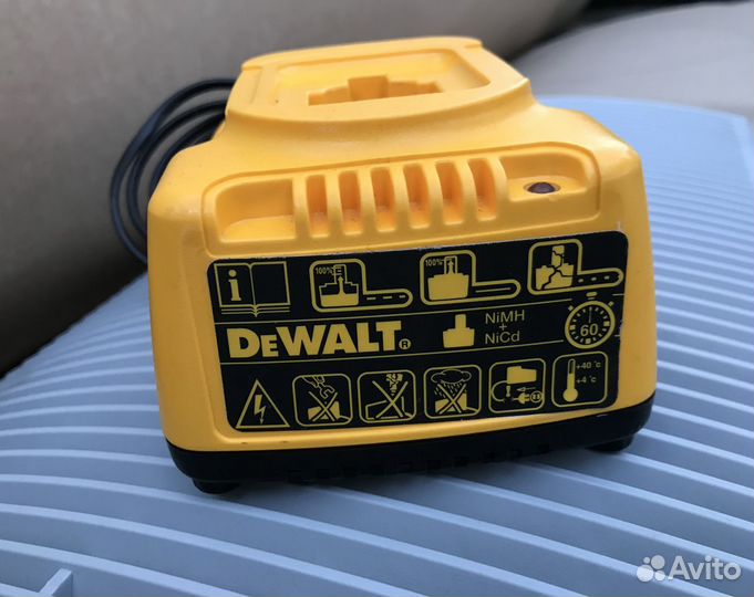 Зарядное DeWalt DE9116 в ремонт