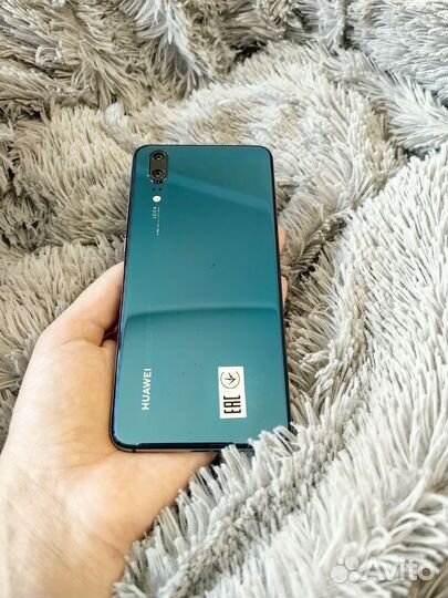 HUAWEI P20, 4/128 ГБ