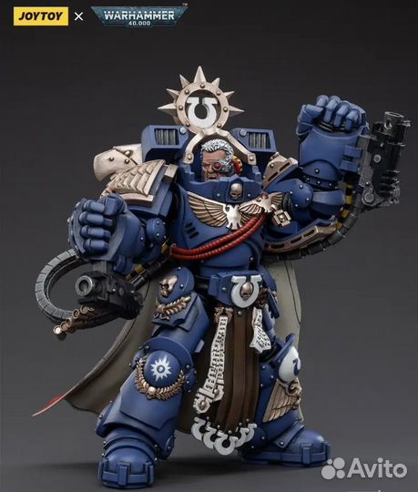 Фигурка Marneus Calgar Warhammer 40K