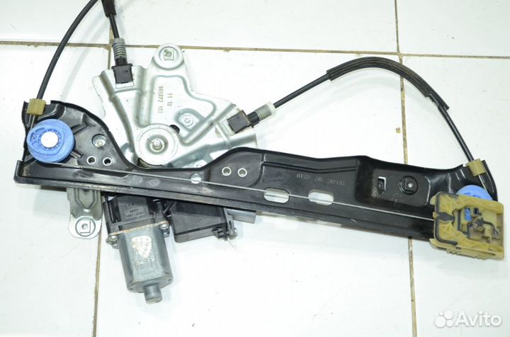 Стеклоподъемник передний правый Opel Insignia 2013