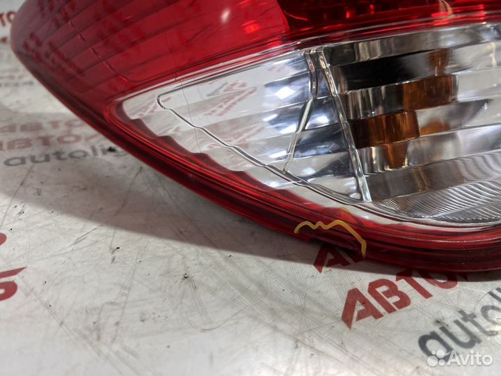 Фонарь задний левый Nissan Almera G15 дефект