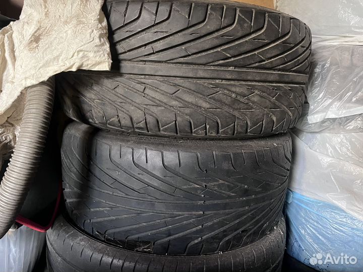 Michelin Pilot Sport 235/40 R19 и 265/40 R19