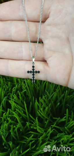 Крестик Swarovski