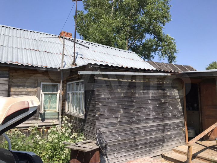 Дом 40 м² на участке 8 сот.