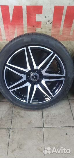 Комплект оригинал на Mercedes V class 447 R19