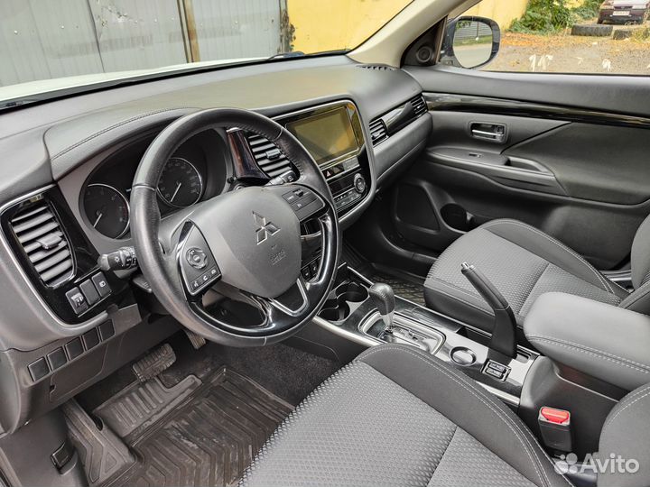Mitsubishi Outlander 2.0 CVT, 2019, 44 223 км