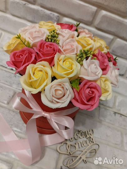 Ароматный букет из нежнейших мыльных роз