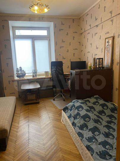 Комната 14 м² в 3-к., 2/13 эт.