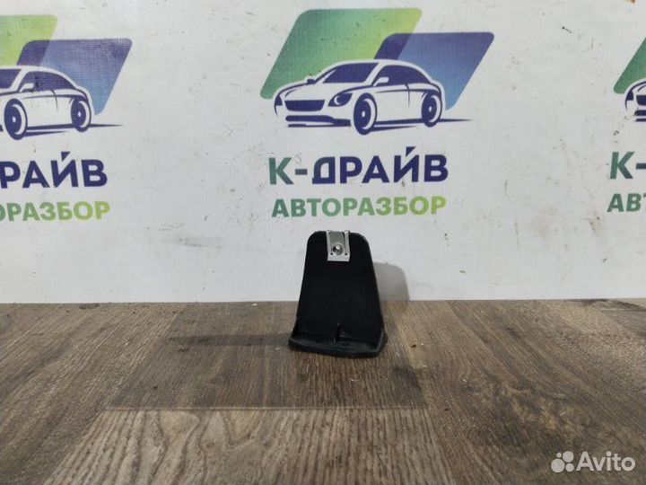 Кронштейн ручки двери Audi Q7 легковой универсал 4