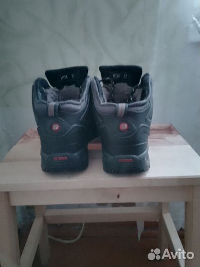 Кроссовки зимние женские