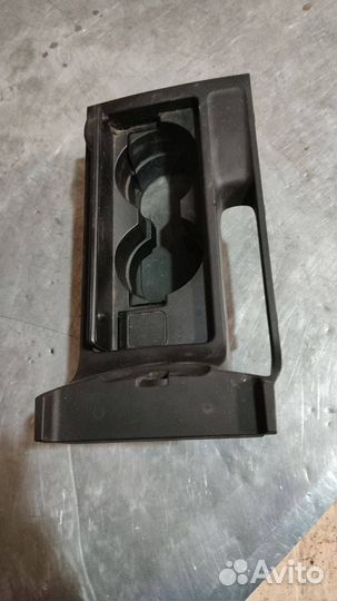 Подстаканник Mazda 3 BK 2005 BP4K64431