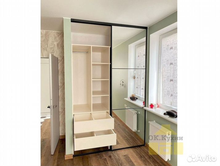 Угловой шкаф