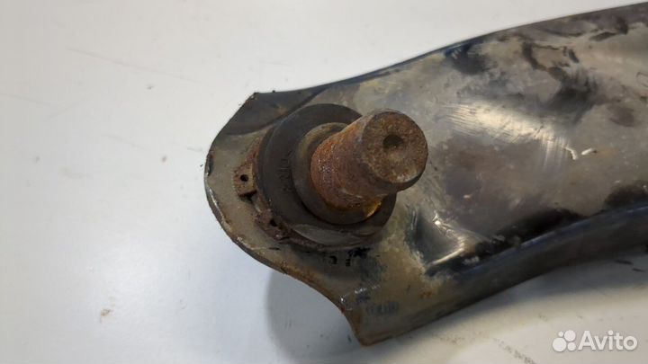 Рычаг подвески Nissan Juke, 2012