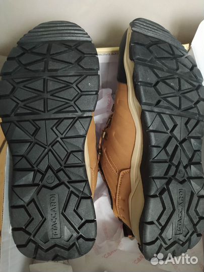 Кроссовки новые, демисезон