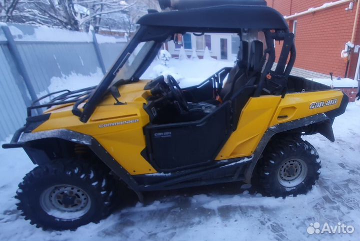 BRP CAN-AM commander 1000 EFI