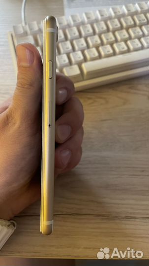 Телефон iPhone 7 32 gb на донора