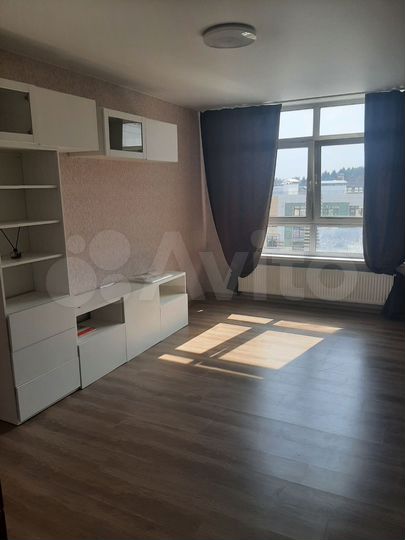3-к. квартира, 81 м², 4/4 эт.