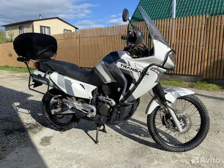 Подам мотоцикл Honda Transalp XL 650 v