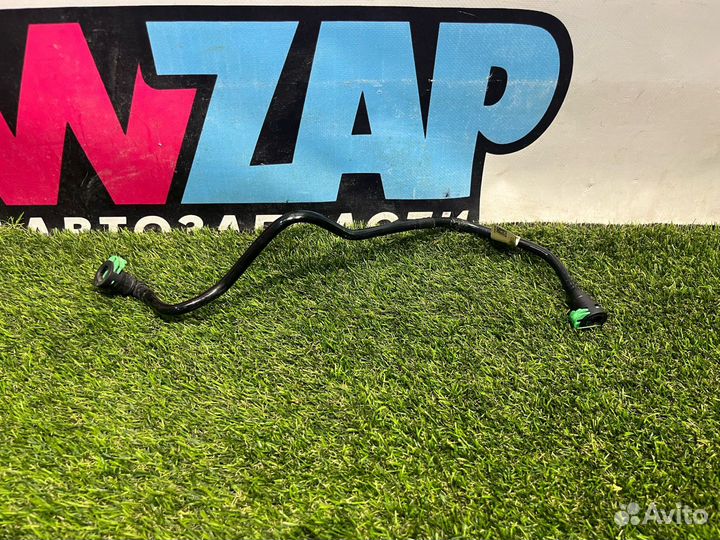 Трубка вакуумная Ford Mustang 6 S550 рест. 2021