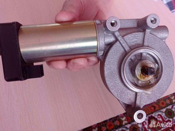 Редуктор стеклоподьемника 4 шт