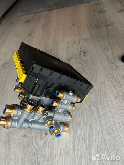 Модулятор прицепа wabco tebs-E6. 5 Premium 24v