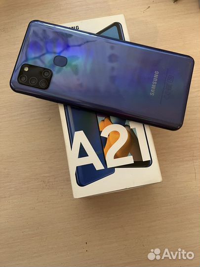 Телефон Samsung