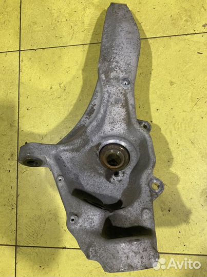 Land Rover Range Rover l405 кулак передний правый