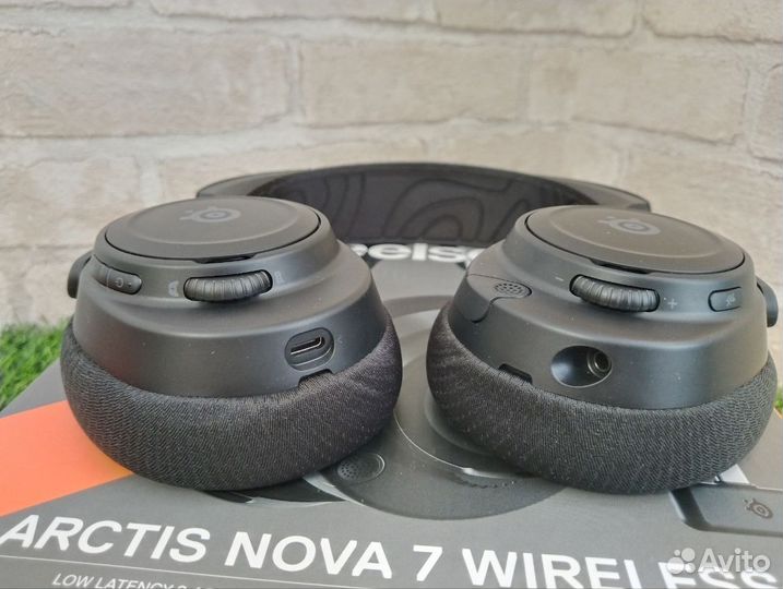 Гарнитура SteelSeries Arctis Nova 7 Новые Гарантия