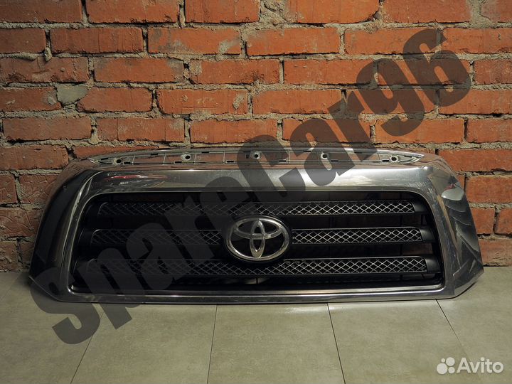Решетка радиатора для Toyota Tundra