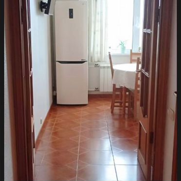 10 и более-к. квартира, 56 м², 10/17 эт.