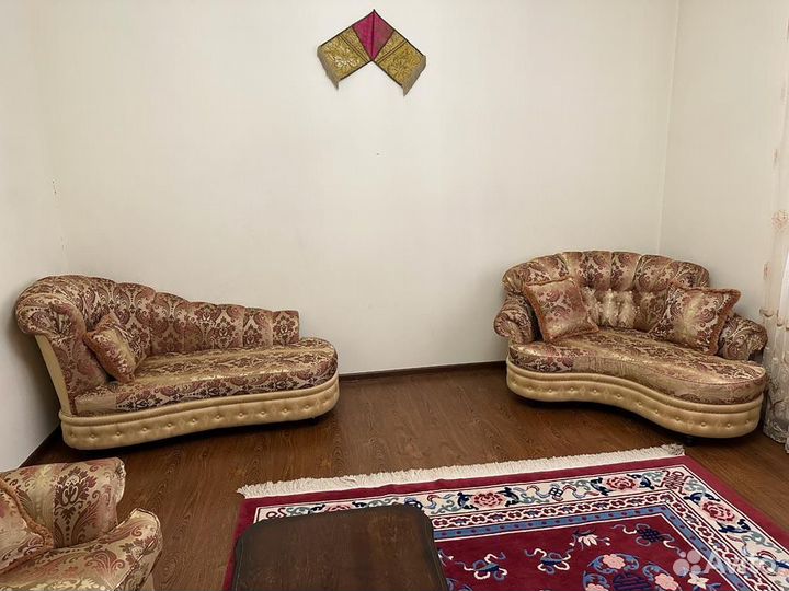 Хол Германский стол Румынский