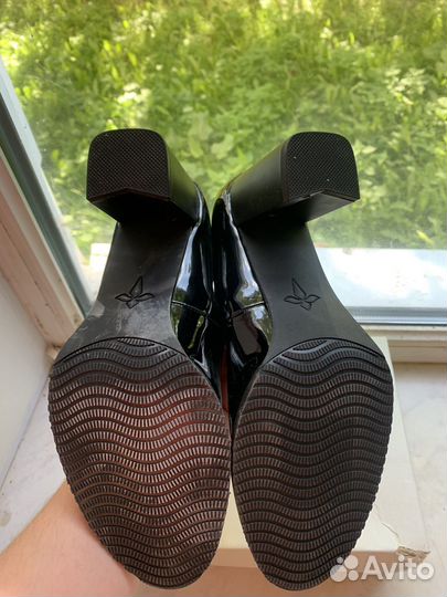 Туфли женские 38 размер новые кожа