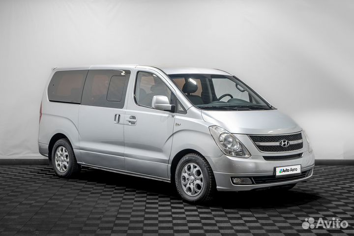 Hyundai Grand Starex 2.5 AT, 2010, 176 263 км