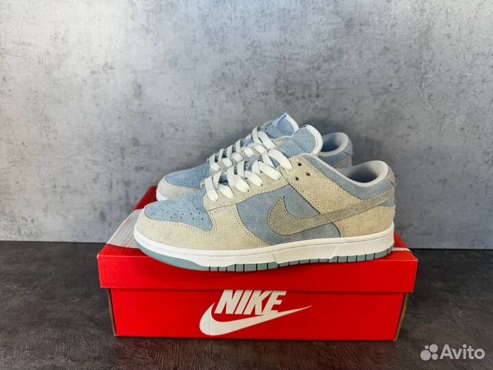 Кроссовки Wmns Dunk Low Photon Dust Armory Blue