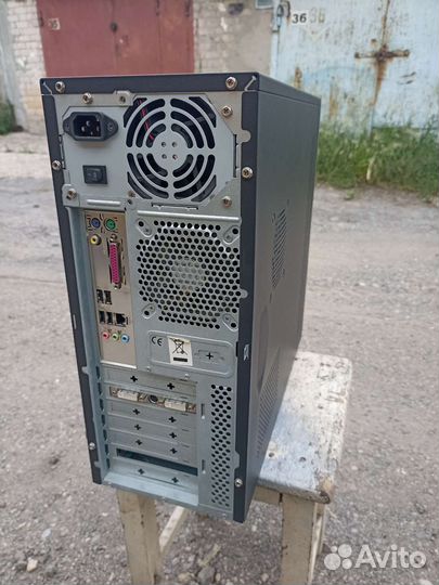 Компьютер системный блок