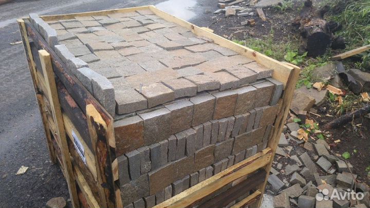 Брусчатка полнопиленная из гранита Режевский