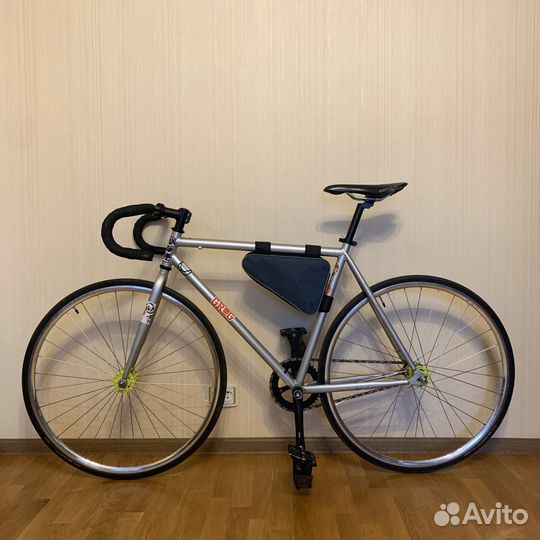 Велосипед Фикс Urban700b1