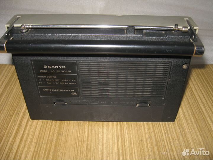 Радиоприёмник Sanyo RP 8800 su