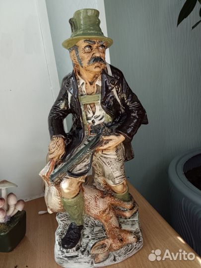 Штоф статуэтка