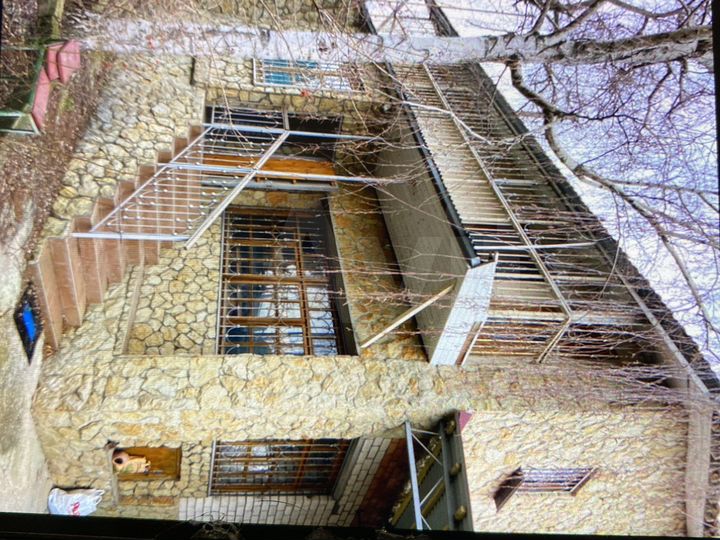 Дача 192 м² на участке 8 сот.