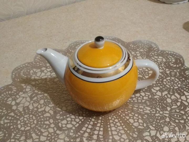 Чайник заварочный фарфоровый